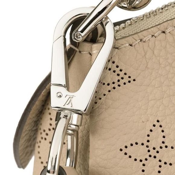 Louis Vuitton Babylon Shoulder Bag Mahina Leather Beige - Picture 7 of 8